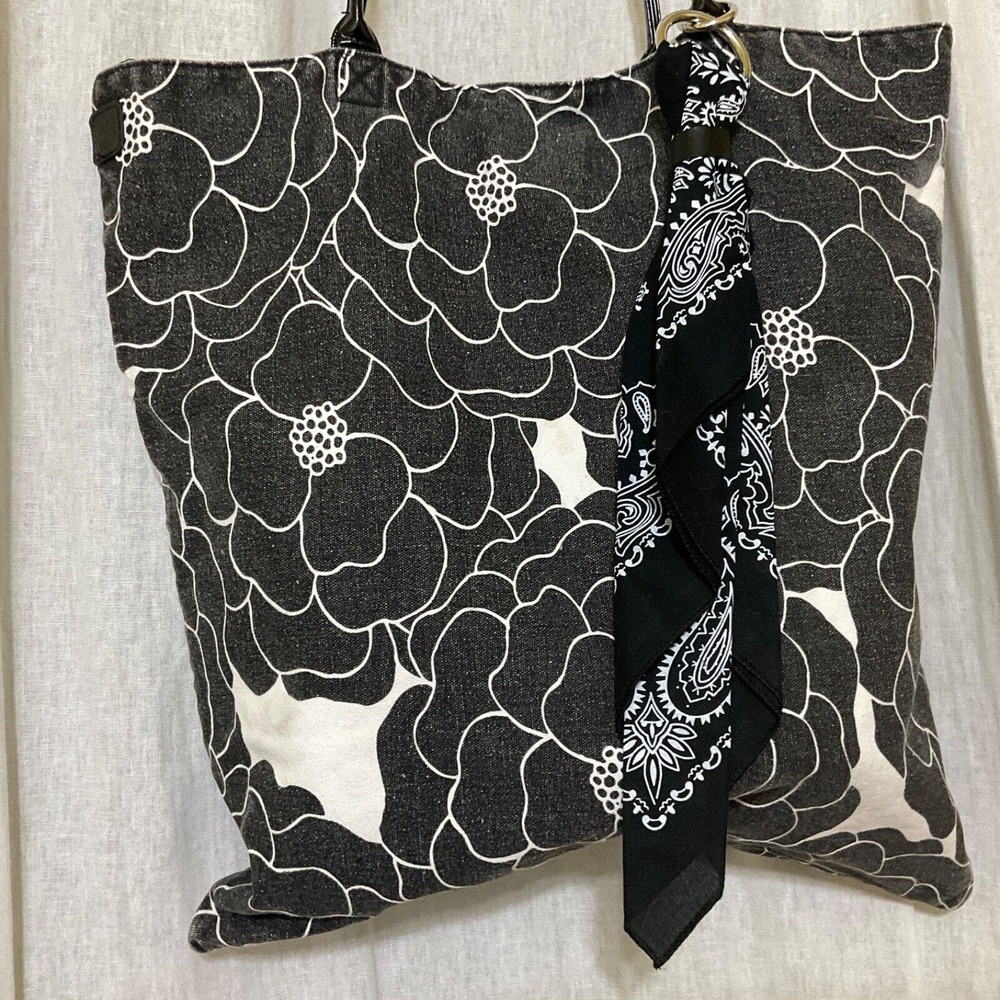 Distressed Faded‎ Black/White Floral Tote Bag With Attached Head Scarf. - Picture 3 of 14